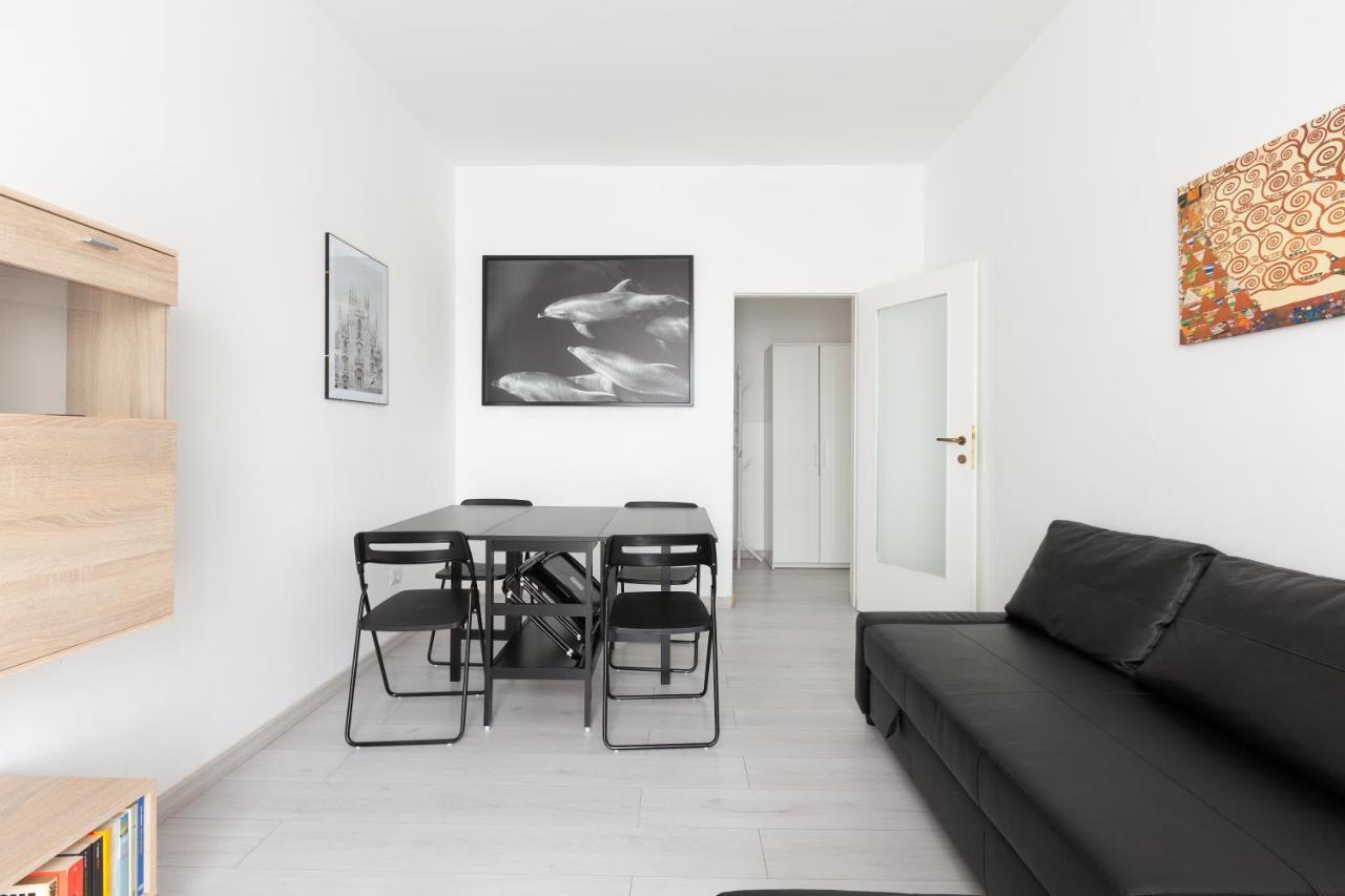 Apartment With Balcony -Bisceglie Red Line Subway Mailand Exterior foto